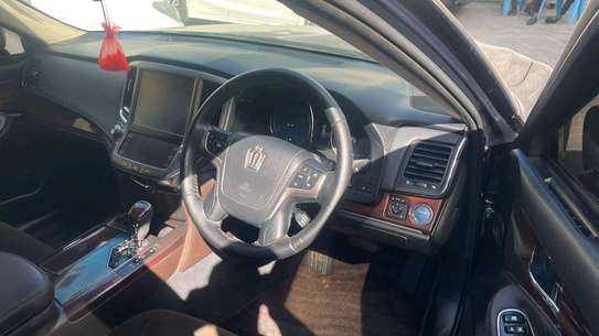 TOYOTA CROWN ROYAL SALON HYBRID 2015MODEL image 11