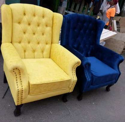 Set of 2 Armchairs with Cushions and Wooden Legs image 10