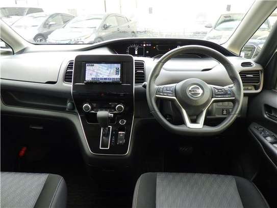 2020 NISSAN SERENA image 3