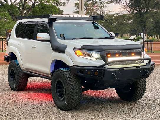 Toyota Land cruiser prado TXL image 8
