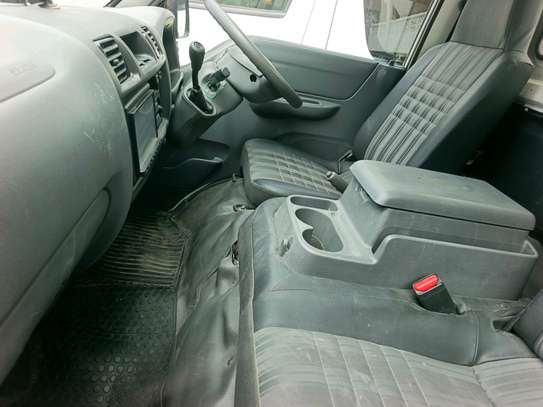 Mazda bongo track image 5