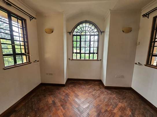 4 Bed Villa with En Suite at Runda image 14
