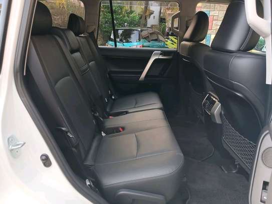 TOYOTA LANDCRUISER PRADO TXL 2019 image 4