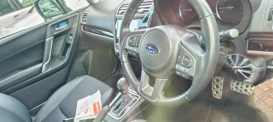 Subaru Forester XT STi White 2018 image 4