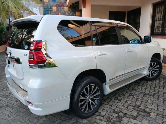 TOYOTA LANDCRUISER PRADO TXL 2019 image 7