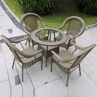 Dining Set; Modern Dining Set 4 Seater image 4