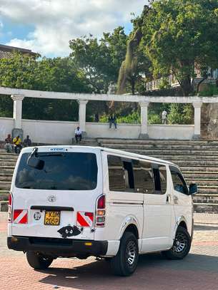 TOYOTA HIACE 7L AUTO DIESEL 2016MODEL image 3