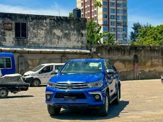 Toyota Hilux Double cabin Revo 2019 blue image 9