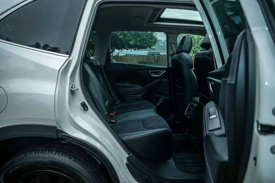 2021 Subaru Forester image 8