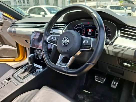VOLKSWAGEN ARTEON R LINE 2019MODEL SUNROOF image 3