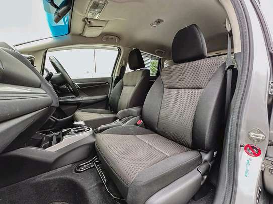 Honda fit hybrid silver 2018 image 7
