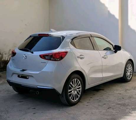MAZDA 2,2020,2WD,( WE ACCEPT HIRE PURCHASE DEPOSIT 600K) image 4