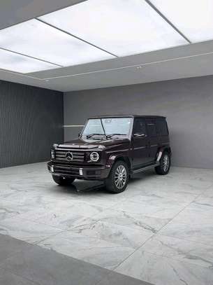 Mercedes G-Class Luxury SUV Deep Burgundy 2019 image 4