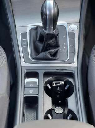 Volkswagen golf tsi 2017model image 5