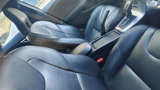 Volvo V40 T4 moonroof 2017 image 4