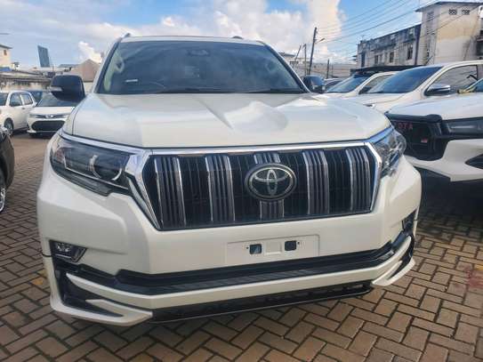 Toyota landcruiser prado vxl image 4