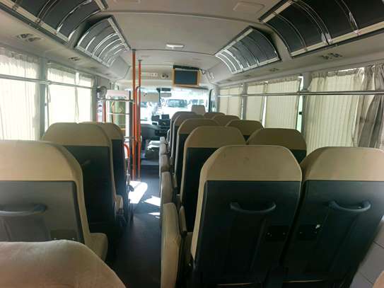 Toyota coaster 2019 image 10