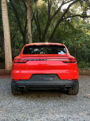 2019 Porsche cayenne coupe image 8
