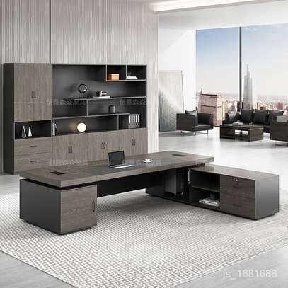 Office Desk: 2 - Piece Executive Home Office Executive Desk image 3