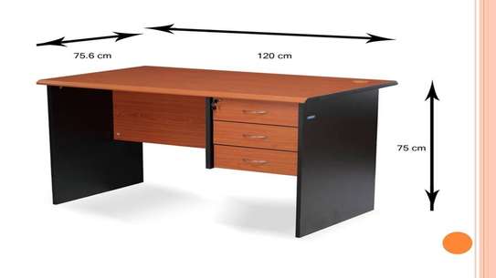 1.4 M Iported Wooden 3 Drawer Economic Desk image 7