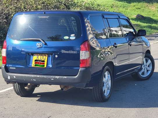 Toyota probox image 2