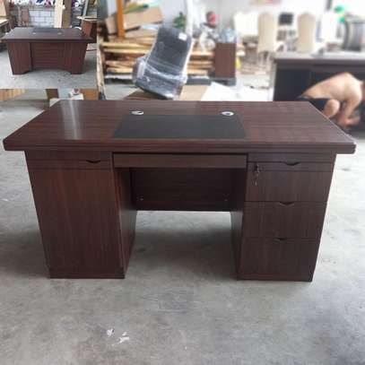 Office Desk : Brown Mahogany 1.2M Executive Office Desk image 9