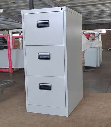 OFFICE CABINET: 4 Locker White File Cabinet image 3