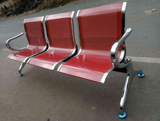 3-Link Metal Reception Bench image 8