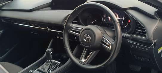 Mazda 3 Axela hatchback Petrol 2019 image 4