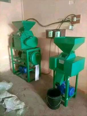 Roller mill and crusher image 6
