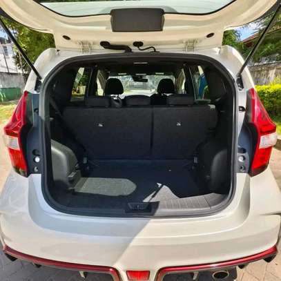 Nissan Note nismo empower image 3