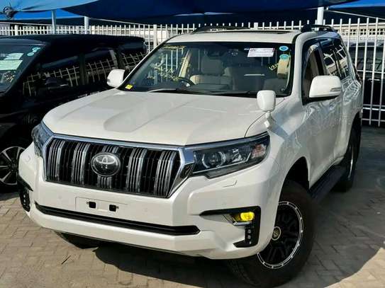 Toyota landcruiser Prado TXL image 15