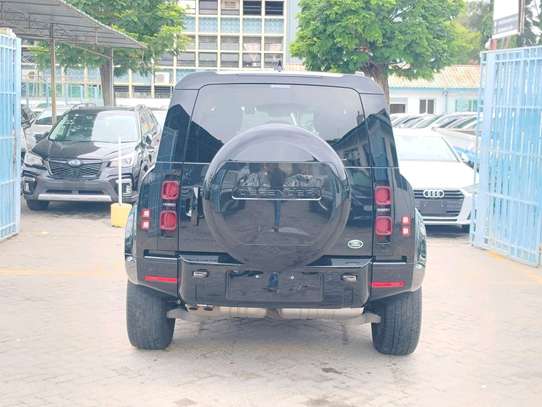 LAND ROVER DEFENDER 110s 2022MODEL DIESEL image 5