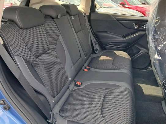 Subaru Forester E-boxer blue 26000km 2018 image 6