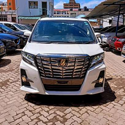 Toyota Alphard With Sunroof 2018 image 5