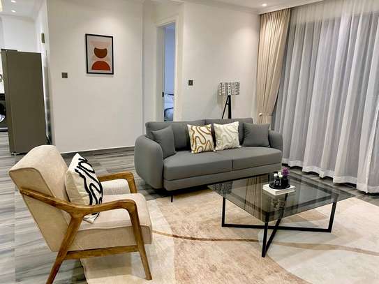 Serviced 1 Bed Apartment with En Suite in Brookside image 12