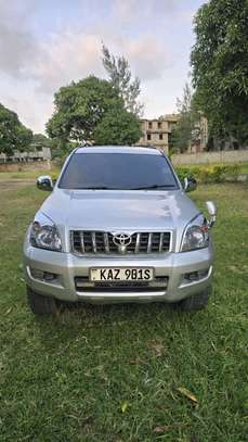 TOYOTA LANDCRUISER PRADO AUTOMATIC DIESEL 2002MODEL image 5