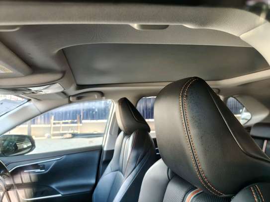Toyota Rav4 Adventure green 2020 image 9