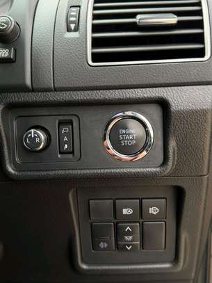 2022 Toyota Land Cruiser Prado TX-L image 2