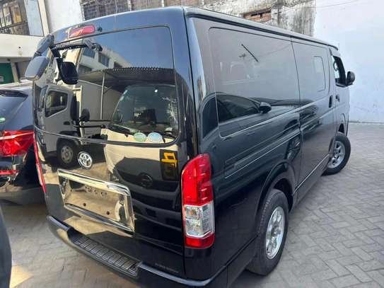 Toyota Hiace 7L diesel 2018 image 8