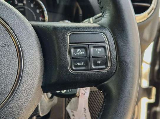 Jeep Wrangler sahara 2018 Silver image 5