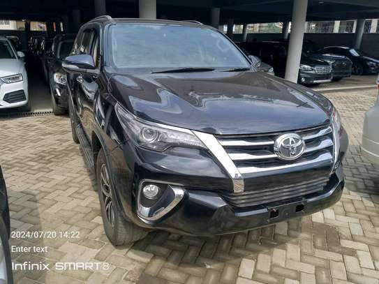Make Toyota Fortuner black color 2017 image 2
