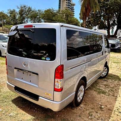 Toyota Hiace 2018 Diesel 2wd image 7