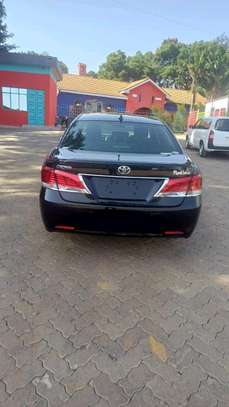 Toyota Crown Royal black color fully loaded 2019 model. image 9