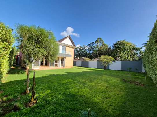 4 Bed Townhouse with En Suite in Garden Estate image 7