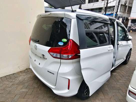 HONDA FREED HYBRID,2019,AWD,1500CC,(DEPOSIT 900K) image 7