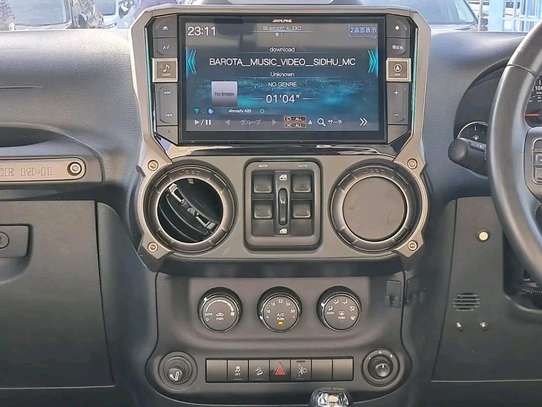 JEEP WRANGLER black image 9