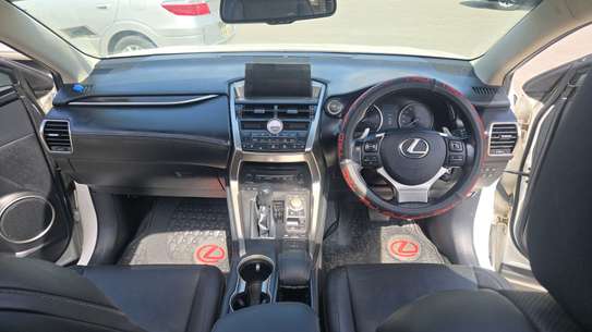 LEXUS NX200T 2018MODEL SUNROOF image 5