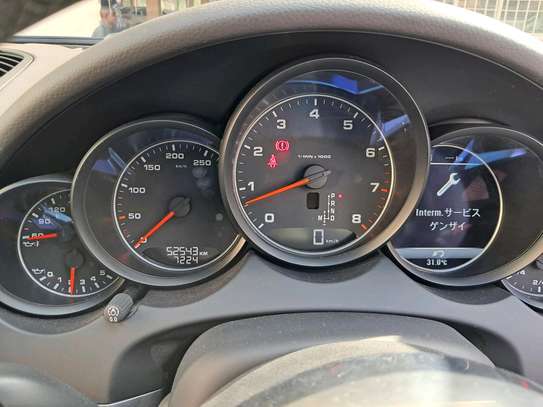Porsche Cayenne Turbo 2018 purple image 10