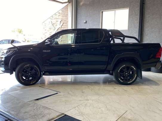 2020 TOYOTA HILUX Z BLACK RALLY EDITION image 9